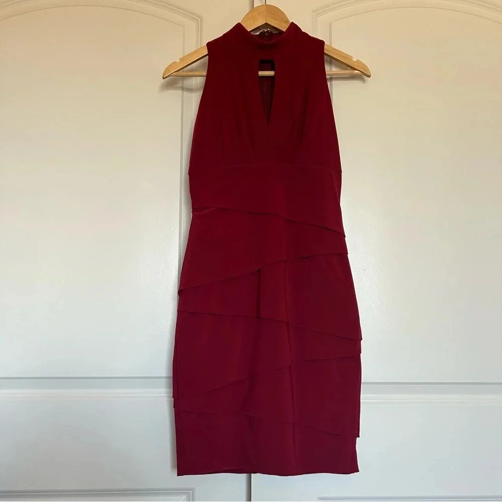 White House Black Market Women’s Red Mock Neck Instantly Slimming Dress - 6p.